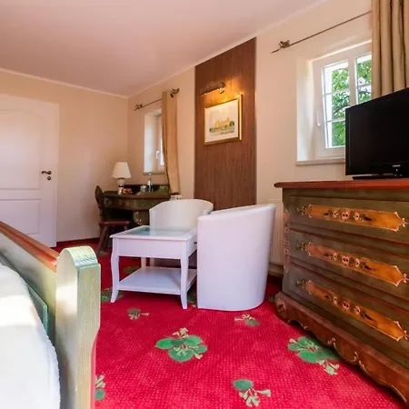 Romantik Zum Lindengarten 3*